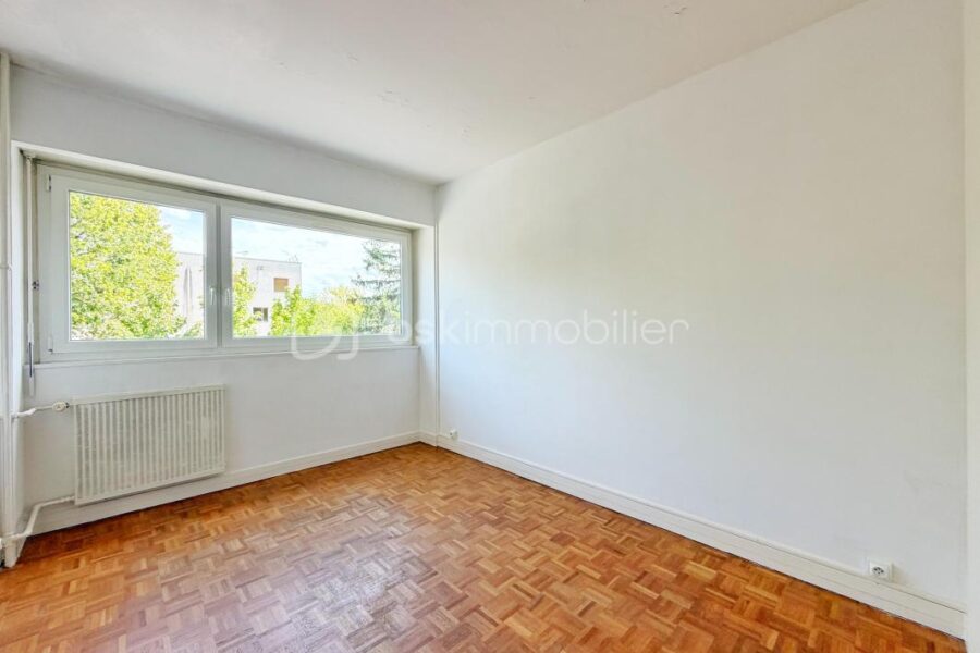 Appartement à vendre à Marly le roi — Vue parc & jardin — photo 8