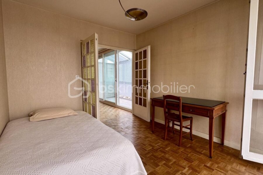 Appartement à vendre à Rennes — Vue sur la ville — photo 9