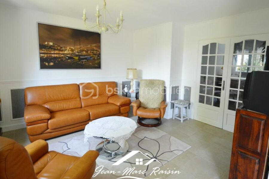 Maison à vendre à Conde sainte libiaire — Vue lac — photo 9