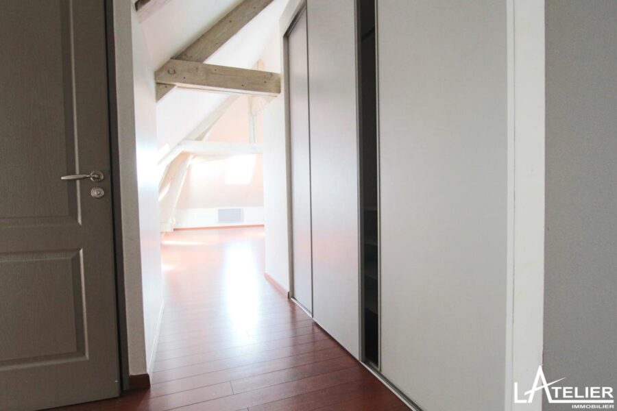 Appartement à vendre à Nantes — Vue sur la ville — photo 8