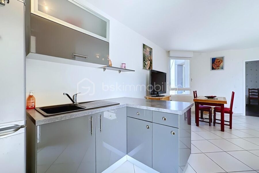 Appartement à vendre à Echirolles — Vue montagne — photo 8