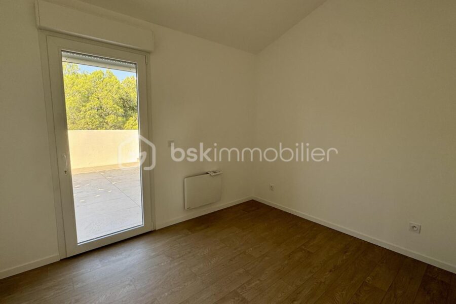 Appartement à vendre à Rognac — Vue mer — photo 8