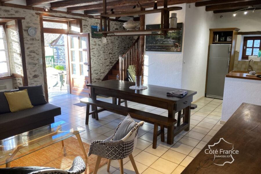 Maison à vendre à Arnac — Vue lac — photo 8
