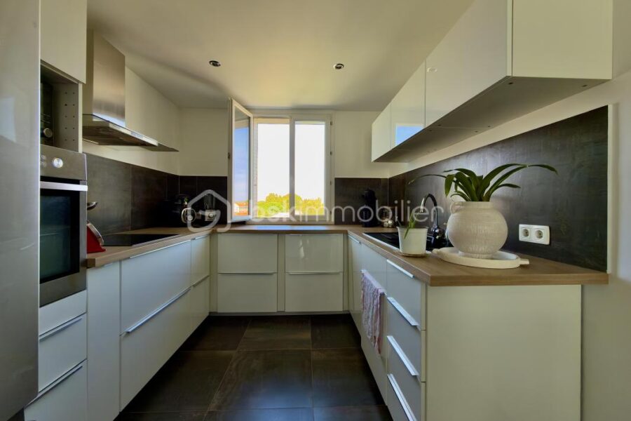 Appartement à vendre à Avignon — Vue sur la ville — photo 8