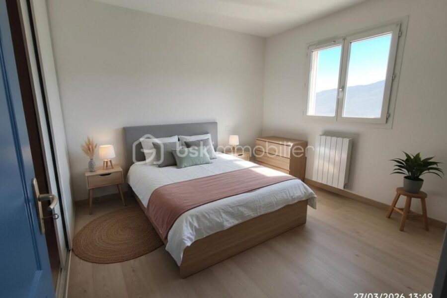 Maison à vendre à Saint pons de thomieres — Vue montagne — photo 8