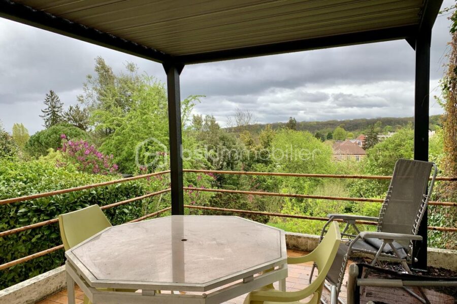 Maison à vendre à Vaucresson — Vue nature — photo 1