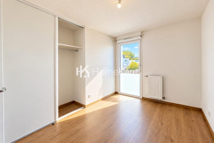 Appartement à vendre à Ramonville saint agne — Vue sur la ville — photo 8