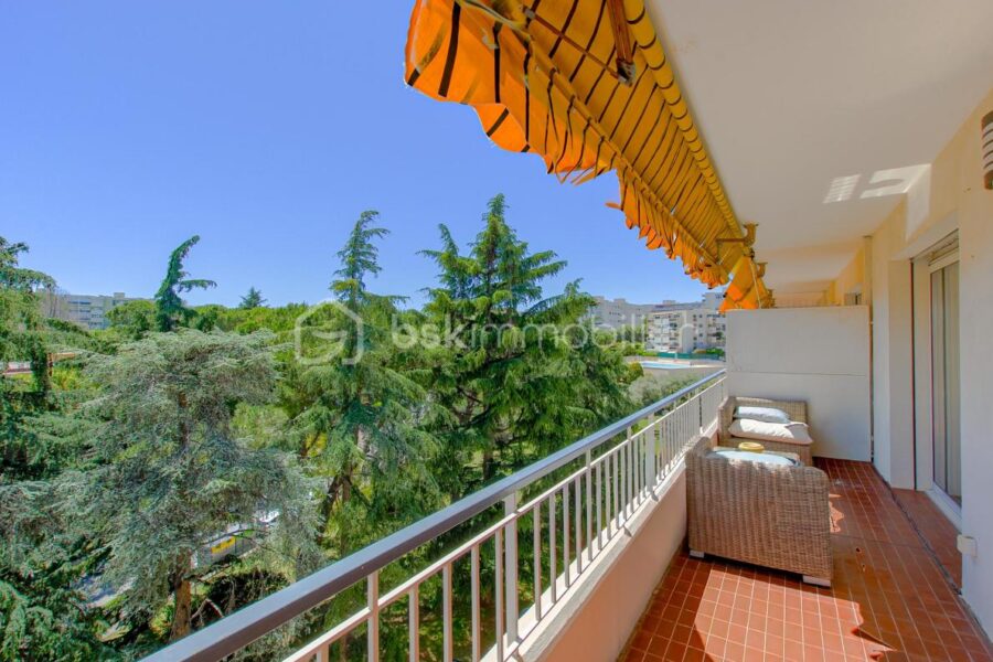 Appartement à vendre à Antibes — Vue parc & jardin — photo 8
