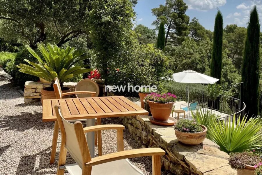Maison à vendre à Lorgues — Vue montagne — photo 10