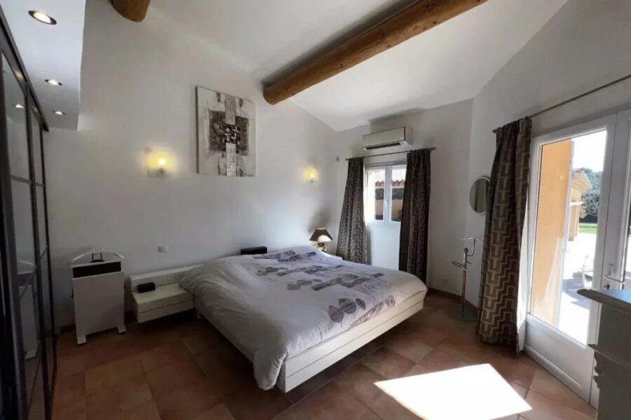 Maison à vendre à Cotignac — Vue parc & jardin — photo 28