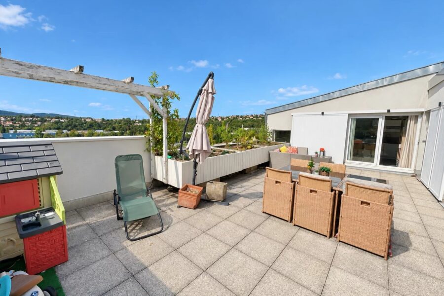 Appartement à vendre à Saint-Étienne — Vue montagne — photo 14