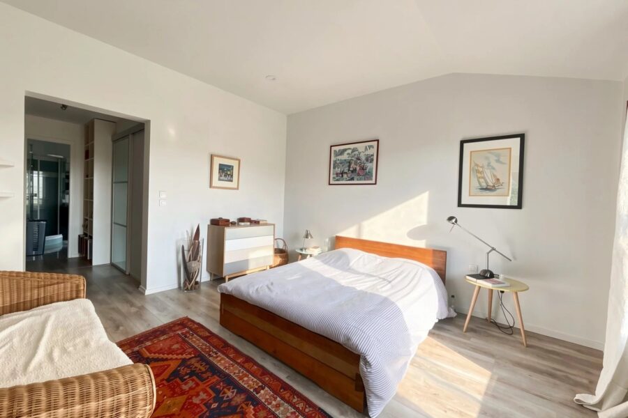 Maison à vendre à Charbonnières-les-bains — Vue parc & jardin — photo 7