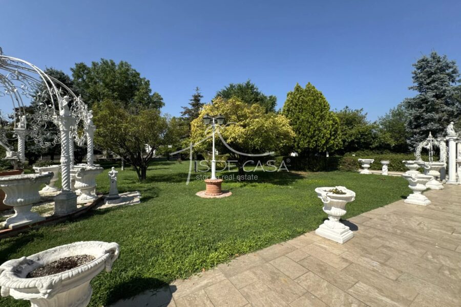 Maison à vendre à Bagnolo san vito — Vue nature — photo 51