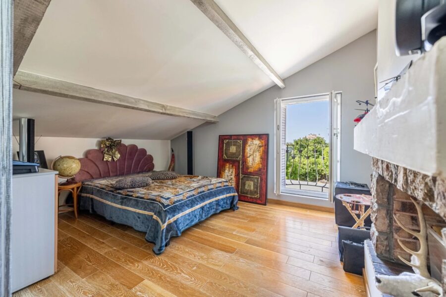 Maison à vendre à Nice — Vue parc & jardin — photo 14