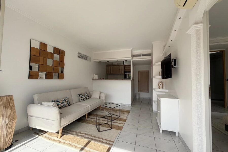 Appartement à vendre à Cannes — Vue sur la ville — photo 2