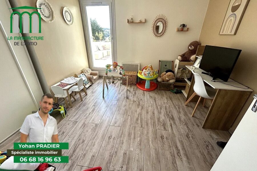 Appartement à vendre à Saint-Étienne — Vue montagne — photo 21