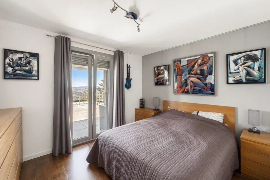 Maison à vendre à Saint-genest-lerpt — Vue nature — photo 10