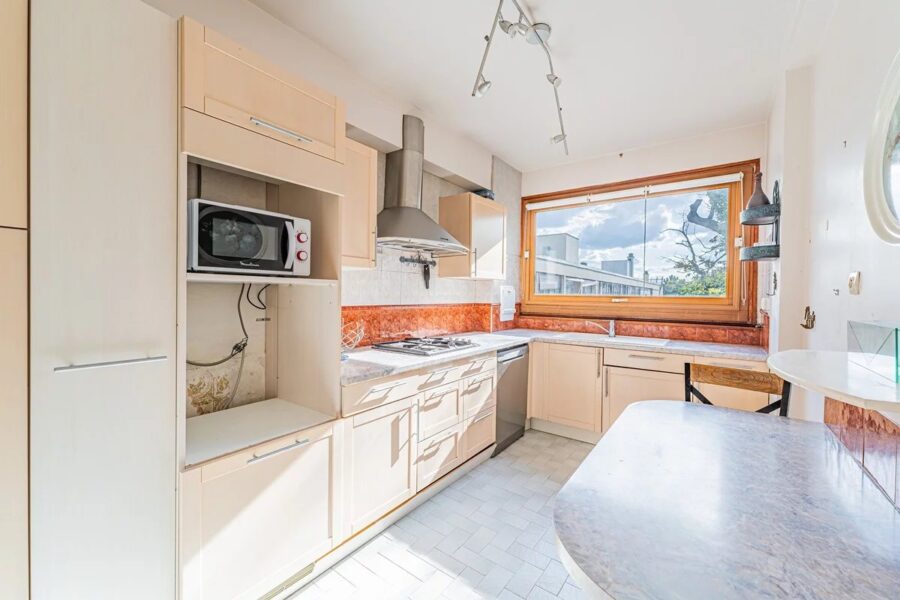 Appartement à vendre à La celle-saint-cloud — Vue parc & jardin — photo 7