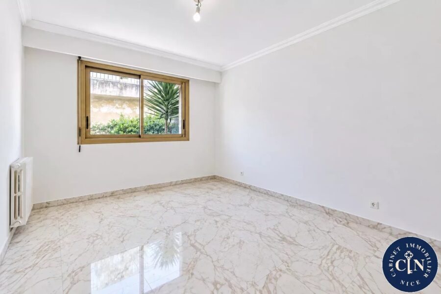 Appartement à vendre à Nice — Vue sur la ville — photo 8