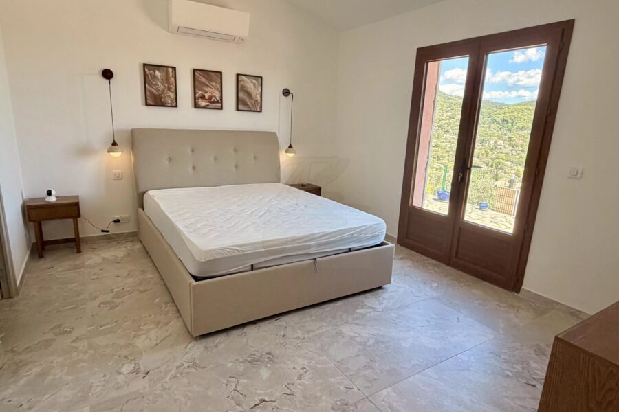 Maison à vendre à Seillans — Vue montagne — photo 19
