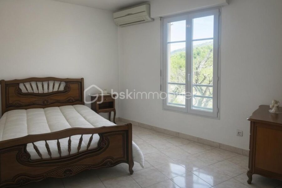 Appartement à vendre à Six fours les plages — Vue parc & jardin — photo 10