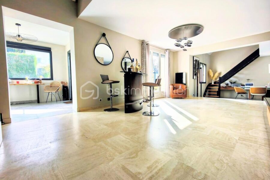 Maison à vendre à Jouars pontchartrain — Vue parc & jardin — photo 9