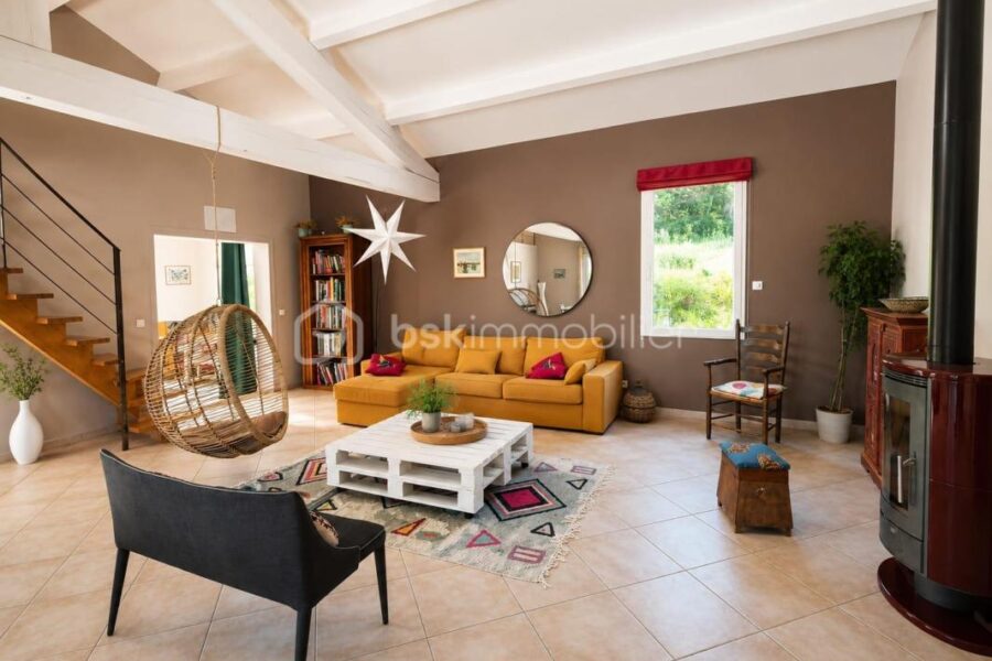Maison à vendre à Saint pons de thomieres — Vue montagne — photo 9
