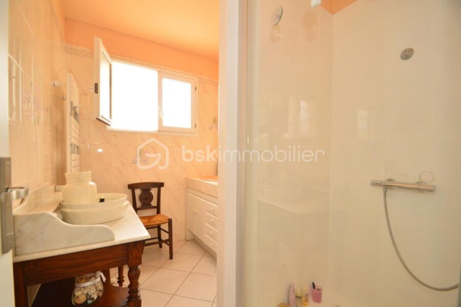 à vendre à Saint-Laurent-de-la-Salanque — Vue dégagée — photo 9
