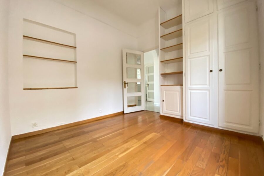Appartement à louer à Nice — Vue mer — photo 9