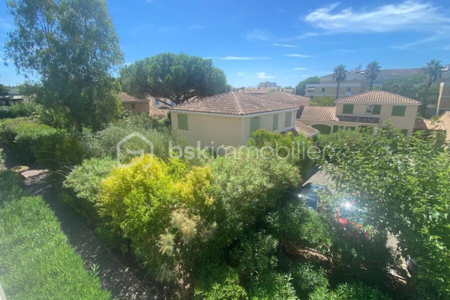 Appartement à vendre à Frejus — Vue parc & jardin — photo 9