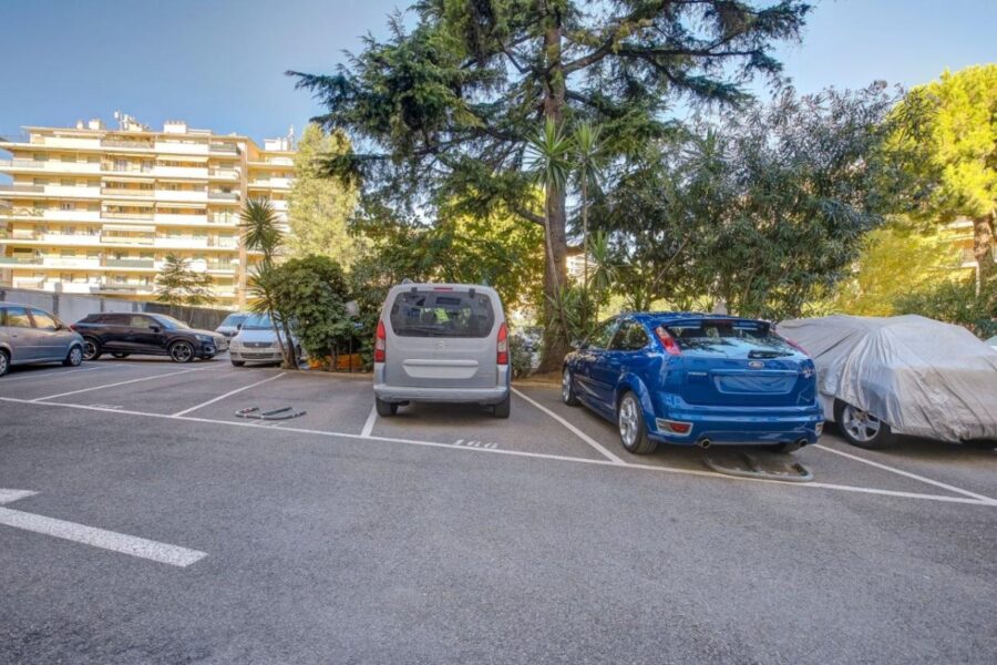 Appartement à vendre à Nice — Vue sur la ville — photo 9