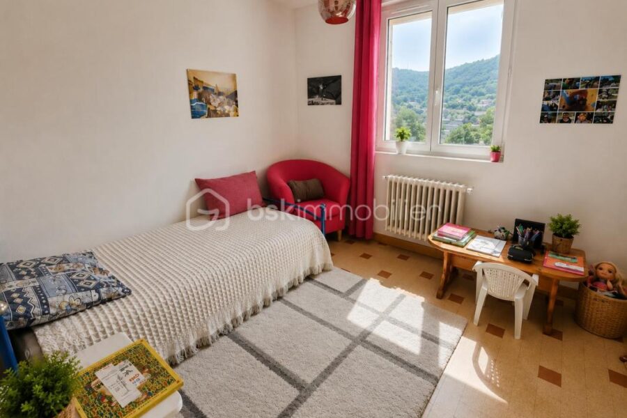 Maison à vendre à Vesseaux — Vue nature — photo 9
