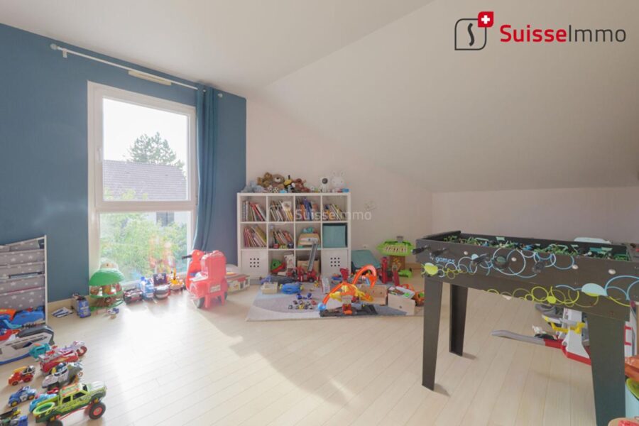 Maison à vendre à Montbeliard — Vue sur la ville — photo 9