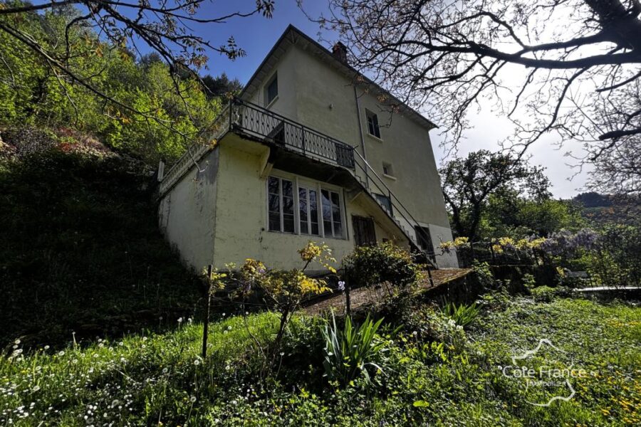 Maison à vendre à Grand vabre — Vue lac — photo 9