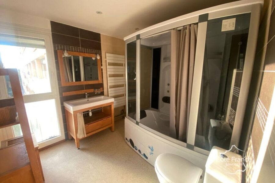 Appartement à vendre à Montpellier — Vue sur la ville — photo 9