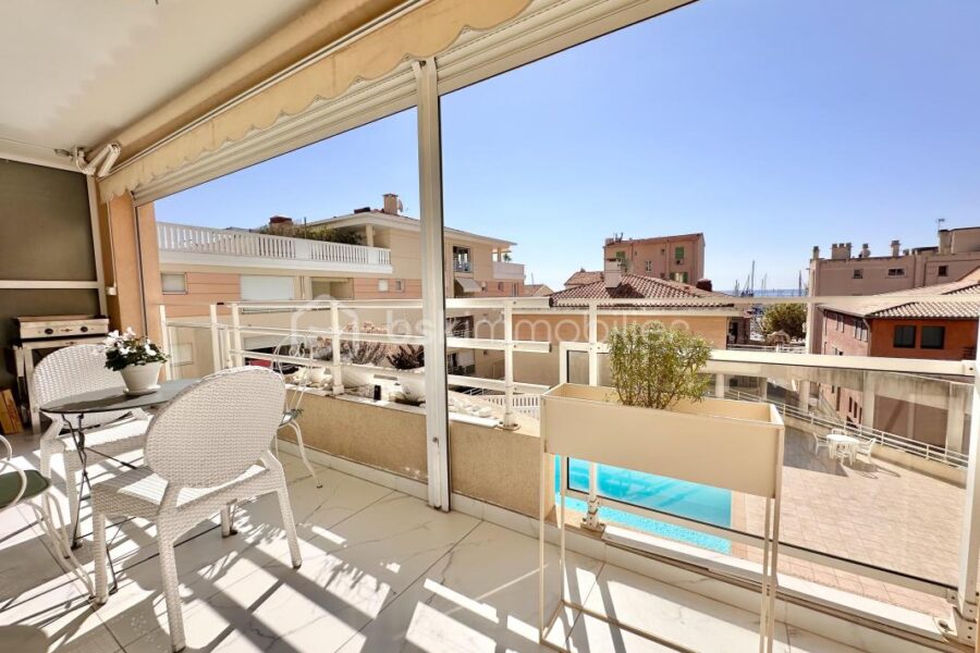 Appartement à vendre à Golfe juan — Vue mer — photo 9