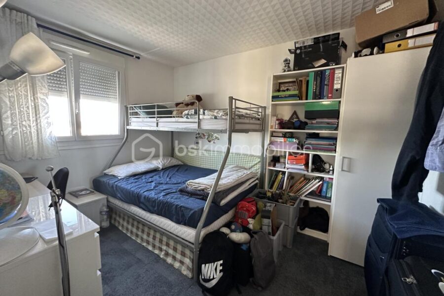 Appartement à vendre à Épinay-sur-Seine — Vue sur la ville — photo 9