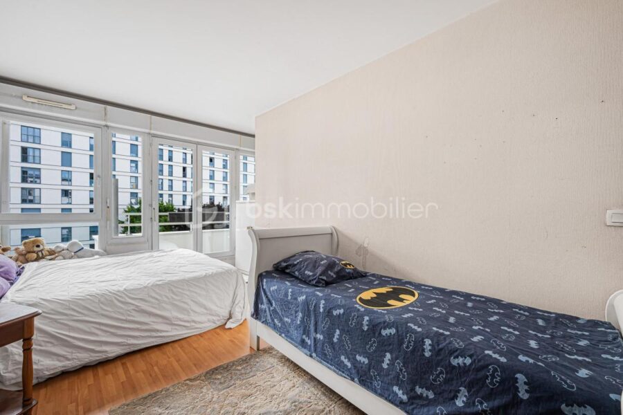 Appartement à vendre à Paris 14e arrondissement — Vue sur la ville — photo 9