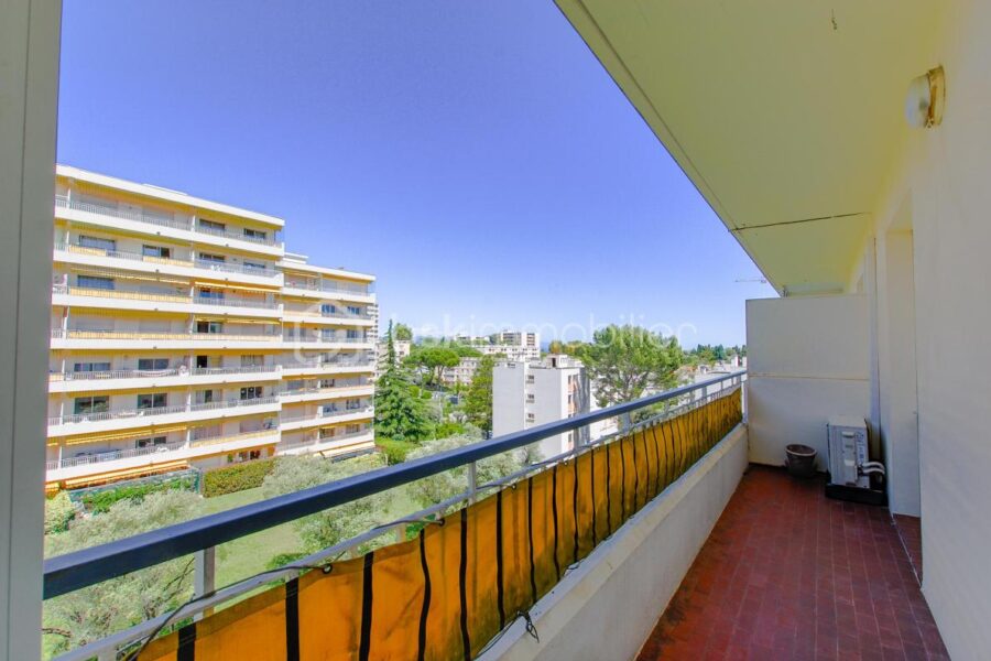 Appartement à vendre à Antibes — Vue parc & jardin — photo 9