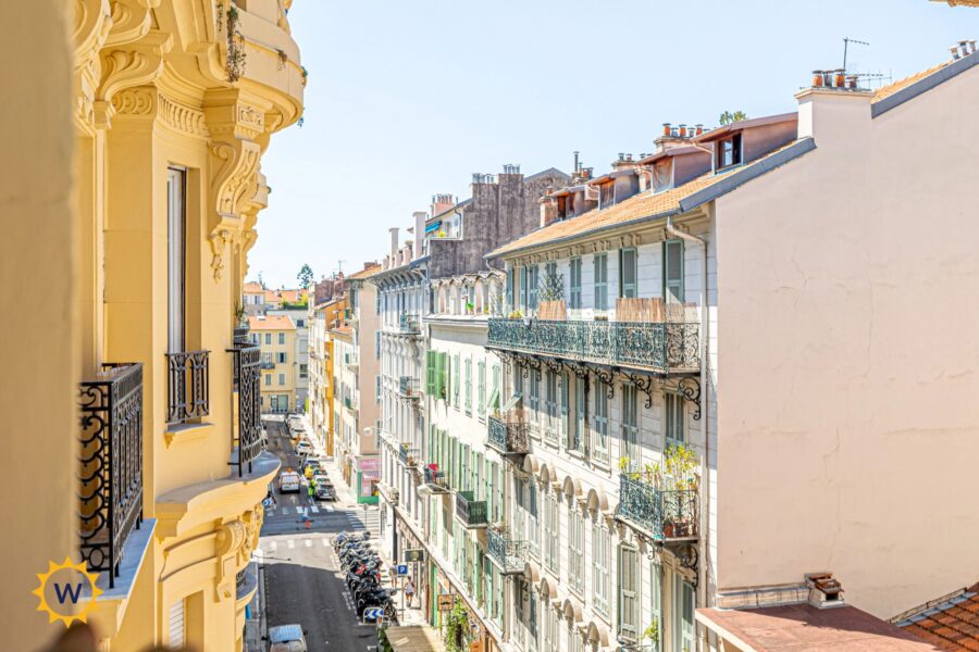Appartement à louer à Nice — Vue sur la ville — photo 1