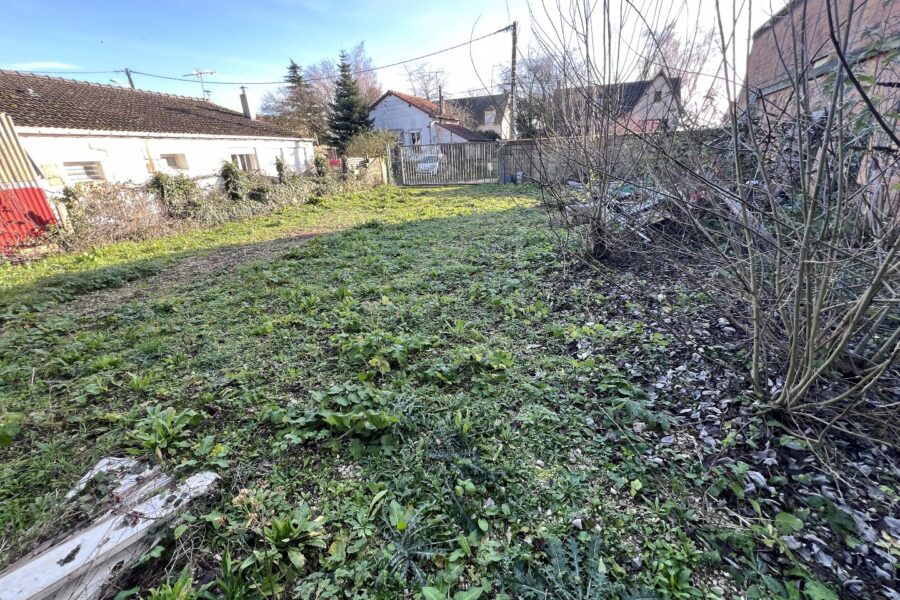 Terrain à vendre à Saint cheron 5min — Vue dégagée — photo 1