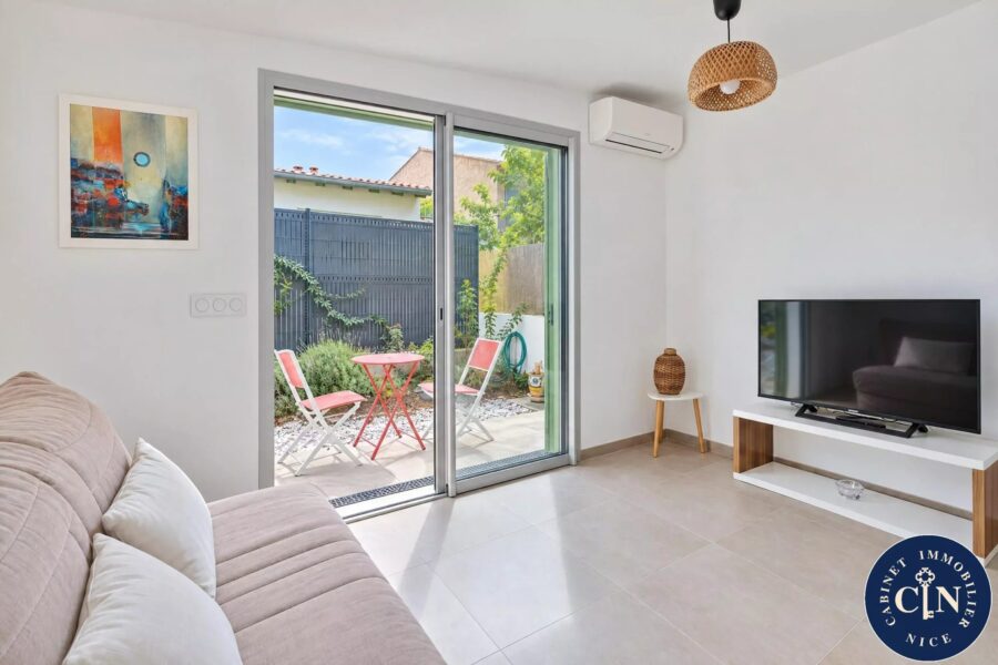 Maison à vendre à Saint-andré-de-la-roche — Vue montagne — photo 19