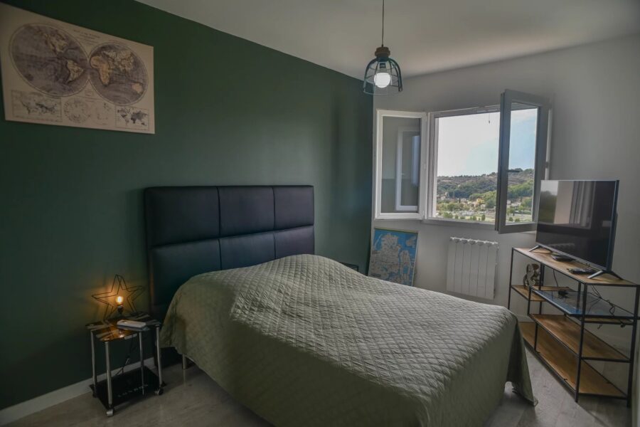Maison à vendre à Villeneuve-loubet — Vue mer — photo 1