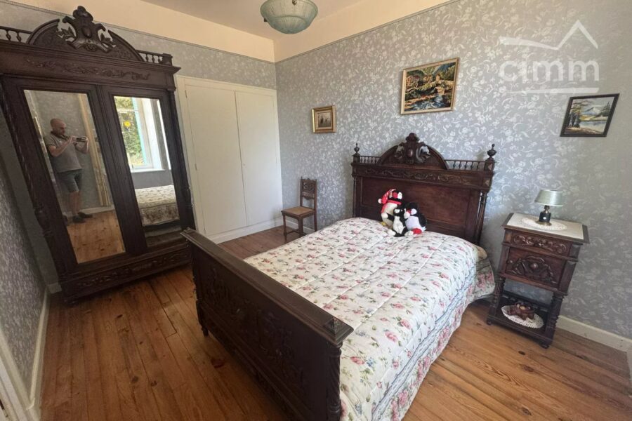 Maison à vendre à Thiolières — Vue montagne — photo 15