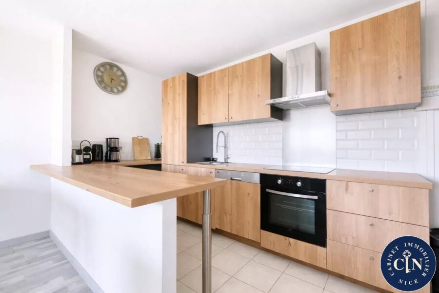 Appartement à vendre à Nice — Vue sur la ville — photo 6