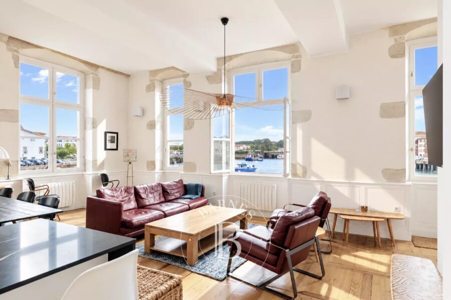 Appartement à vendre à Saint-jean-de-luz — Vue montagne — photo 2