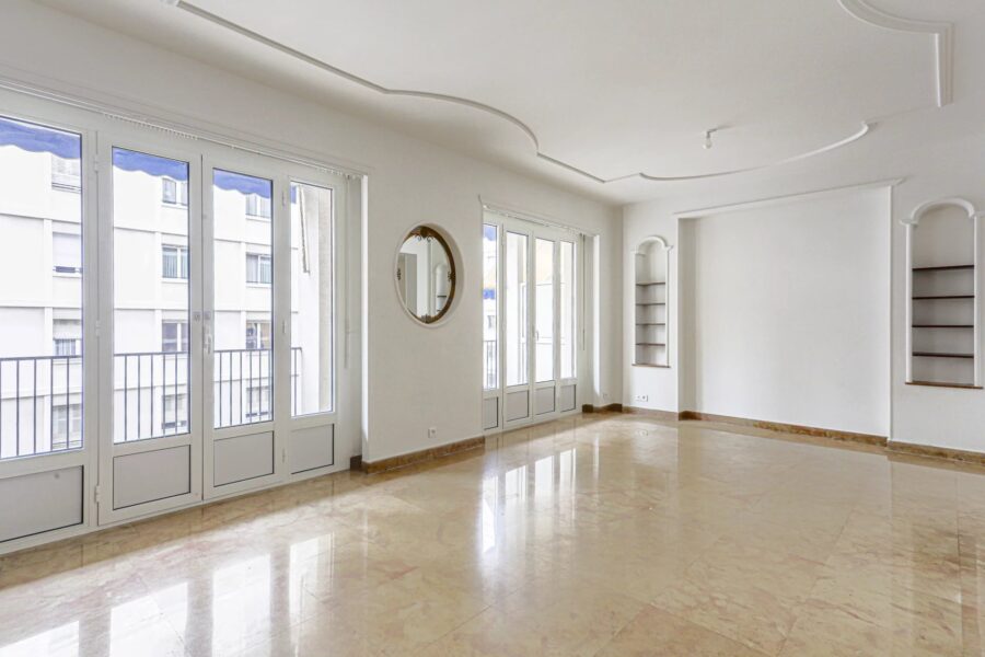 Appartement à vendre à Nice — Vue sur la ville — photo 3