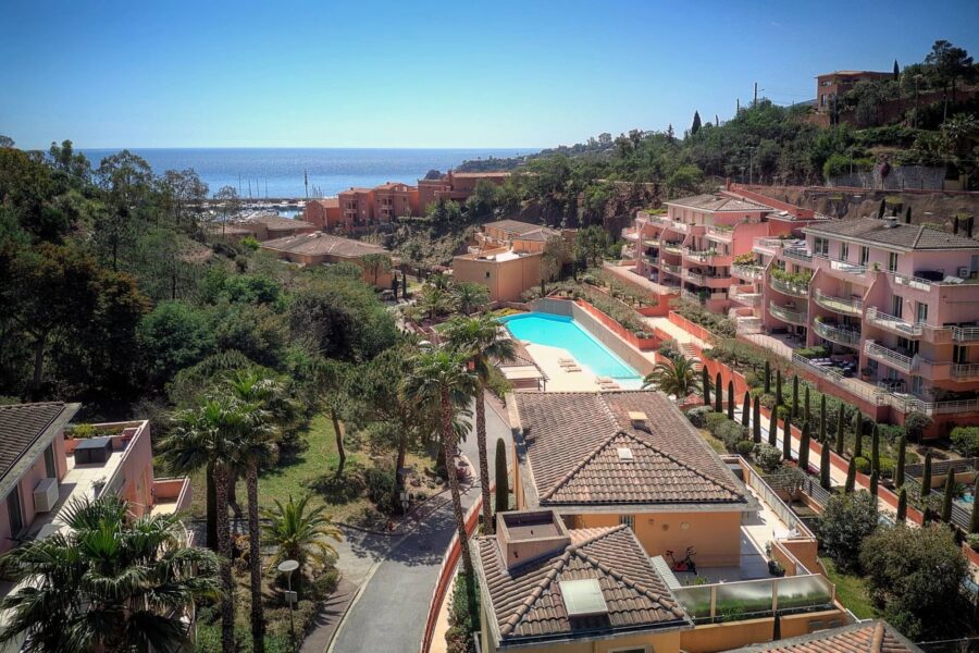 Appartement à vendre à Théoule-sur-mer — Vue mer — photo 1
