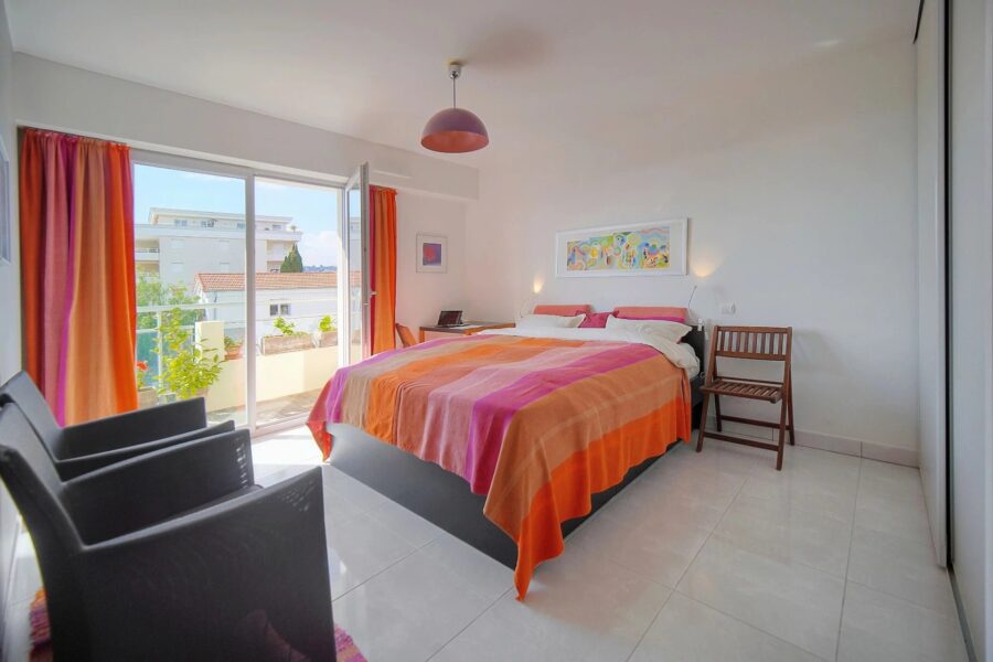 Appartement à vendre à Juan-les-pins — Vue mer — photo 16