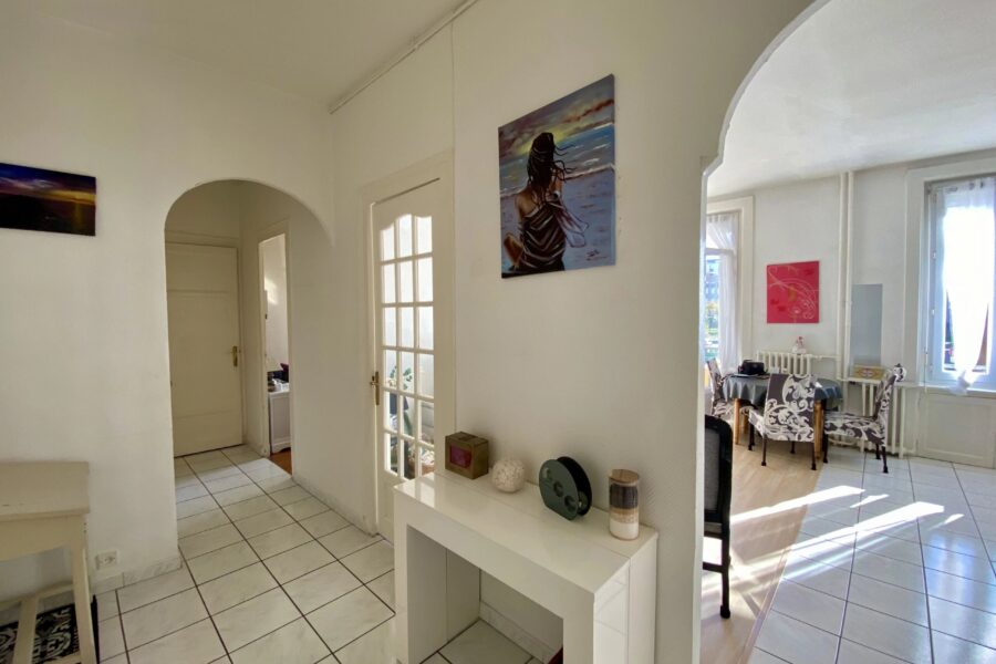 Appartement à vendre à Saint-Étienne — Vue sur la ville — photo 8